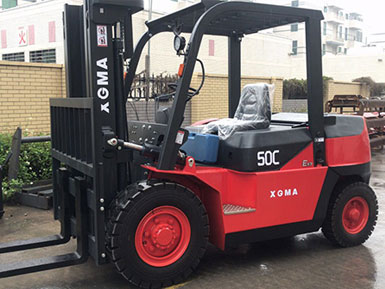 恭喜今日銷售部又出一單！廈工5.0T叉車壹臺(tái)